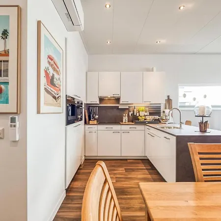 Holiday home Hausboot Grosse Freiheit Ribnitz-Damgarten